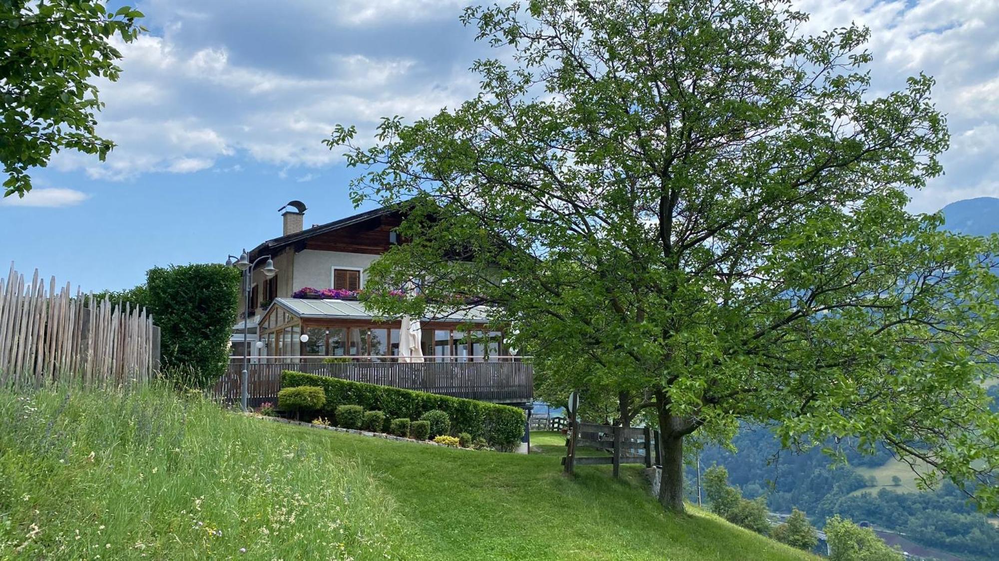 Hotel Sturmhof Chiusa Esterno foto