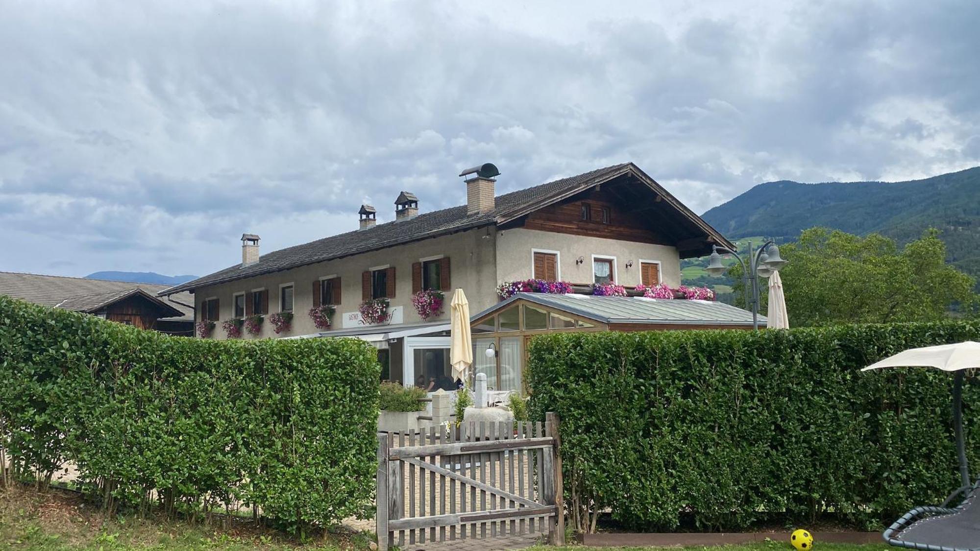 Hotel Sturmhof Chiusa Esterno foto